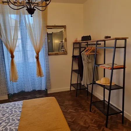 Le Cocon Charentais Апартаменты Saint-Meme-les-Carrieres